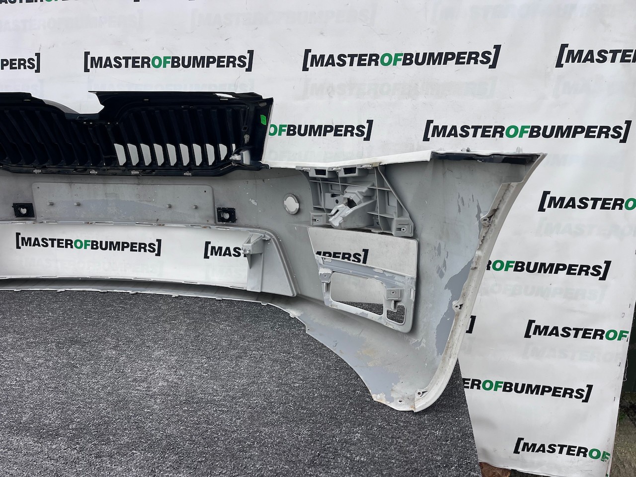 Skoda Octavia Vrs Mk3 2012-2016 Front Bumper 4 Pdc + Jets Genuine [s694]