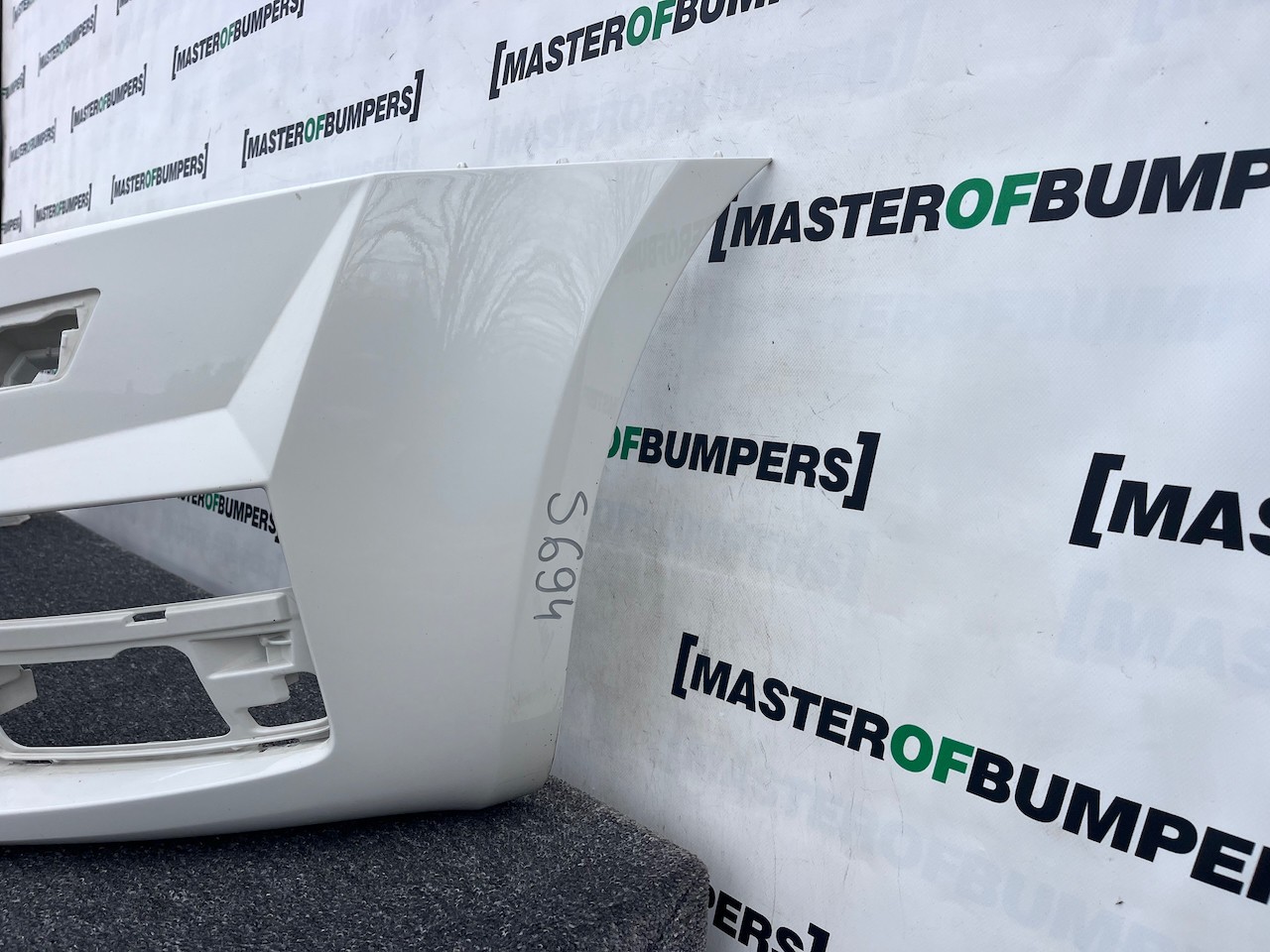 Skoda Octavia Vrs Mk3 2012-2016 Front Bumper 4 Pdc + Jets Genuine [s694]