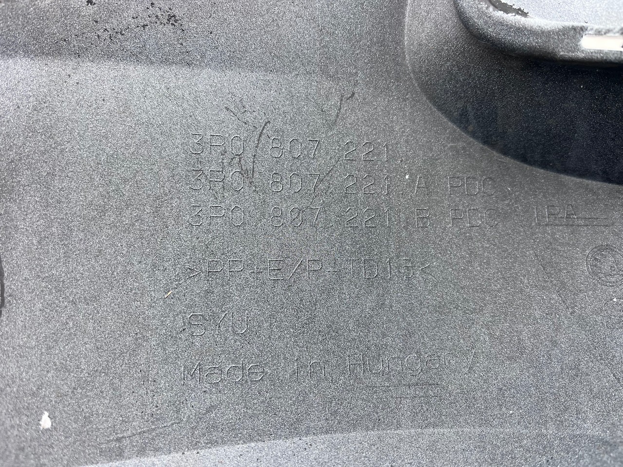 Skoda Superb Se Sel Mk5 Estate 2024-2027 Front Bumper 6 Pdc Genuine [s697]