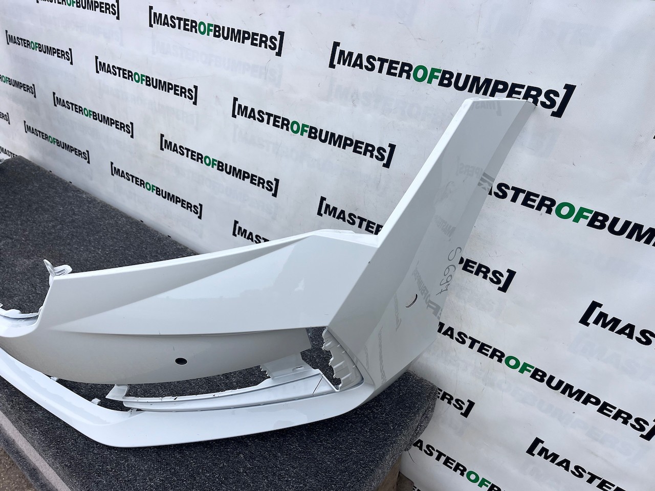 Skoda Superb Se Sel Mk5 Estate 2024-2027 Front Bumper 6 Pdc Genuine [s697]