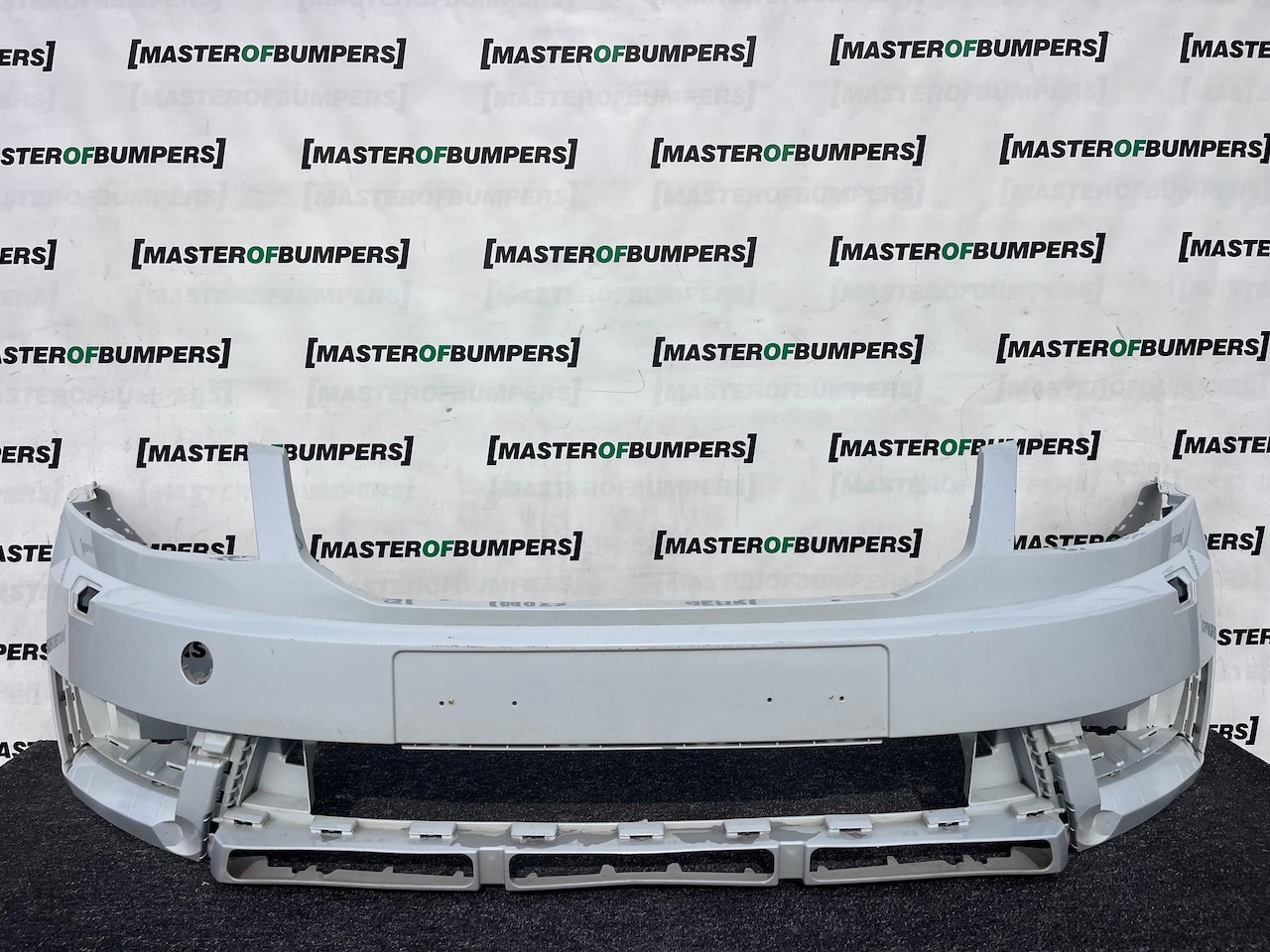 Skoda Octavia Scout Estat Mk3 2012-2016 Front Bumper No Pdc +jets Genuine [s715]