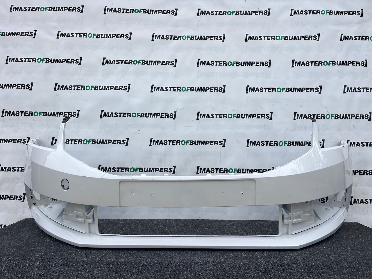 Skoda Octavia Mk3 Facelift 2016-2019 Front Bumper No Pdc No Jets Genuine [s712]