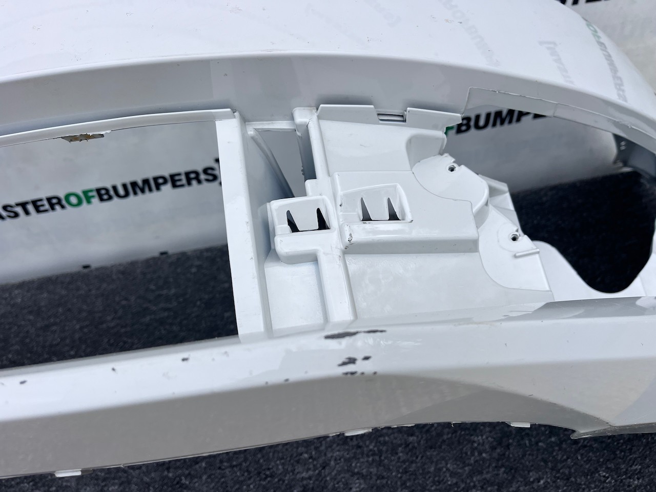 Skoda Octavia Mk3 Facelift 2016-2019 Front Bumper No Pdc No Jets Genuine [s712]