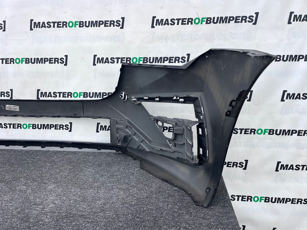 Skoda Scala Se Technology Hatchback 2024-2027 Front Bumper Genuine [s704]