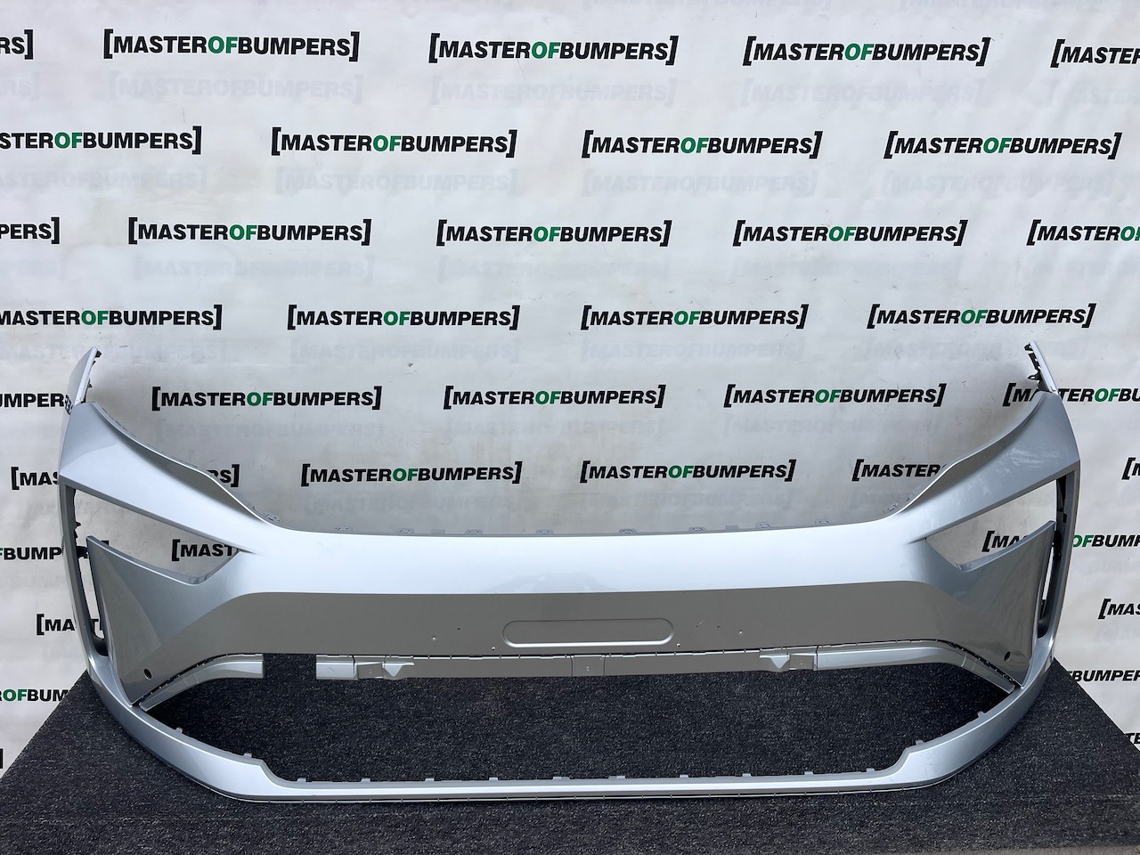 Skoda Enyaq Sport Line Mk1 Lift 2025-2027 Front Bumper 4 Pdc Jets Genuine [s719]