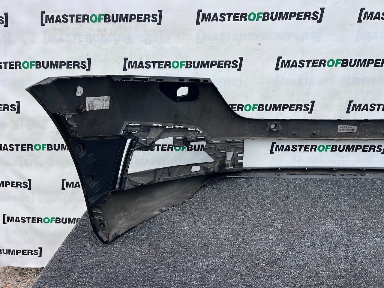 Skoda Octavia Se Comfort Mk4 2020-2023 Front Bumper 6 Pdc + Jets Genuine [s720]