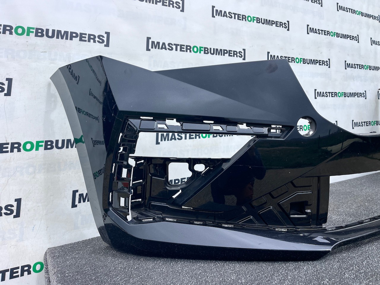 Skoda Scala Se Technology Hatchback 2024-2027 Front Bumper No Pdc Genuine [s722]
