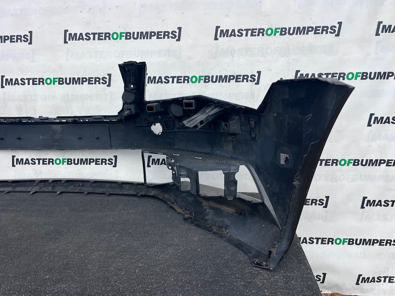 Skoda Superb Salon Estat Mk3 2015-2019 Front Bumper No Pdc + Jets Genuine [s747]