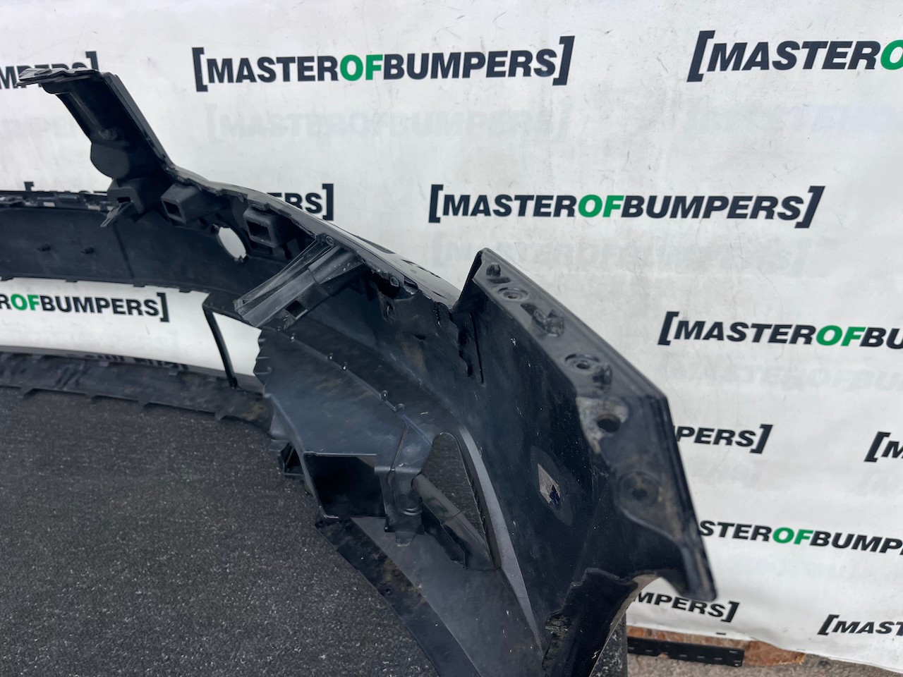 Skoda Superb Salon Estat Mk3 2015-2019 Front Bumper No Pdc + Jets Genuine [s747]