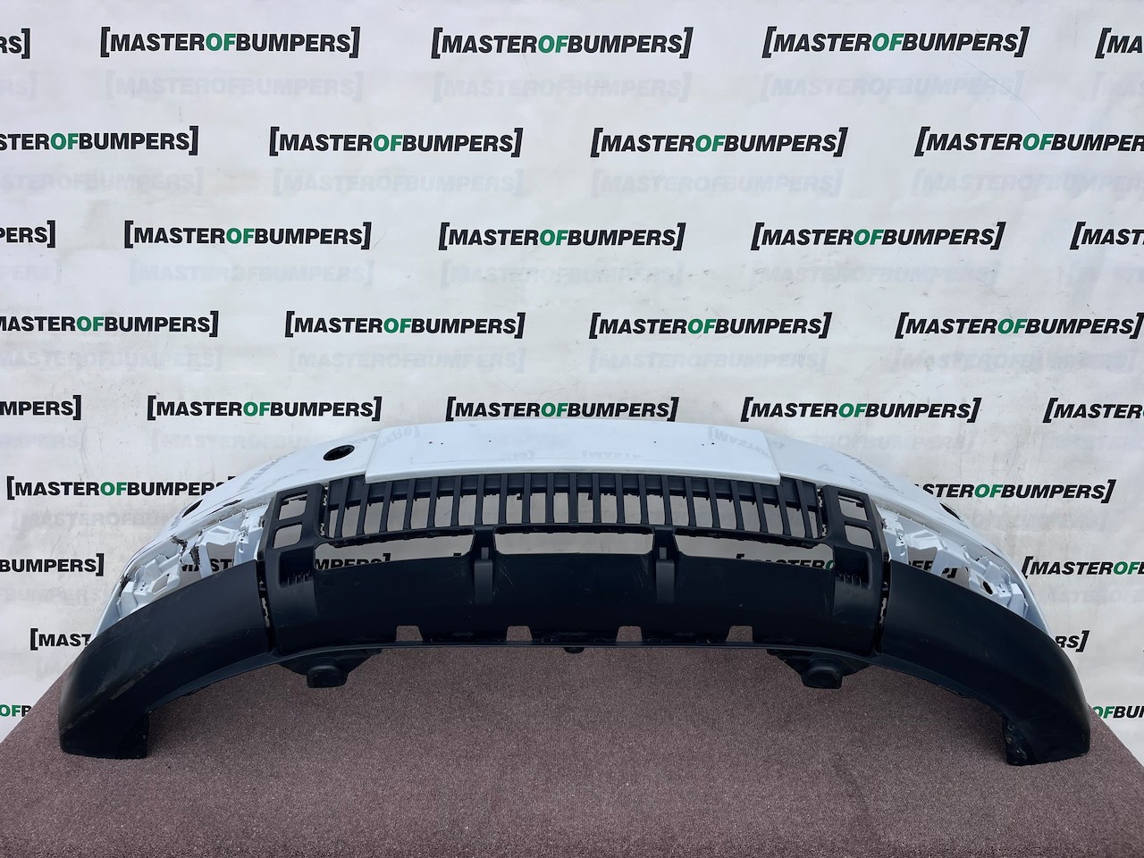 Skoda Yeti Outdoor Mk1 Lift 2014-2018 Front Bumper No Pdc Jets Genuine [s749]