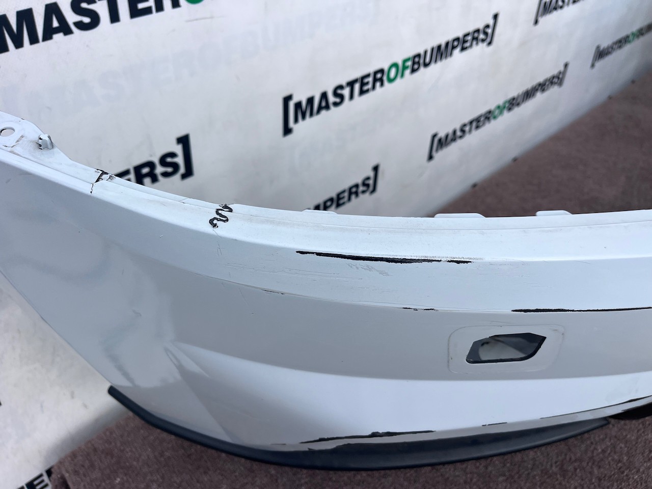 Skoda Yeti Outdoor Mk1 Lift 2014-2018 Front Bumper No Pdc Jets Genuine [s749]