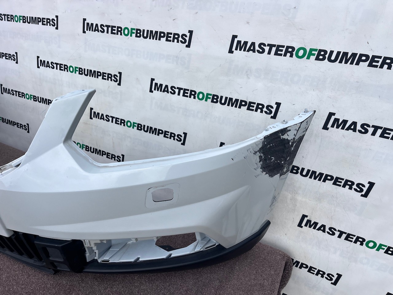 Skoda Yeti Outdoor Mk1 Lift 2014-2018 Front Bumper No Pdc Jets Genuine [s749]