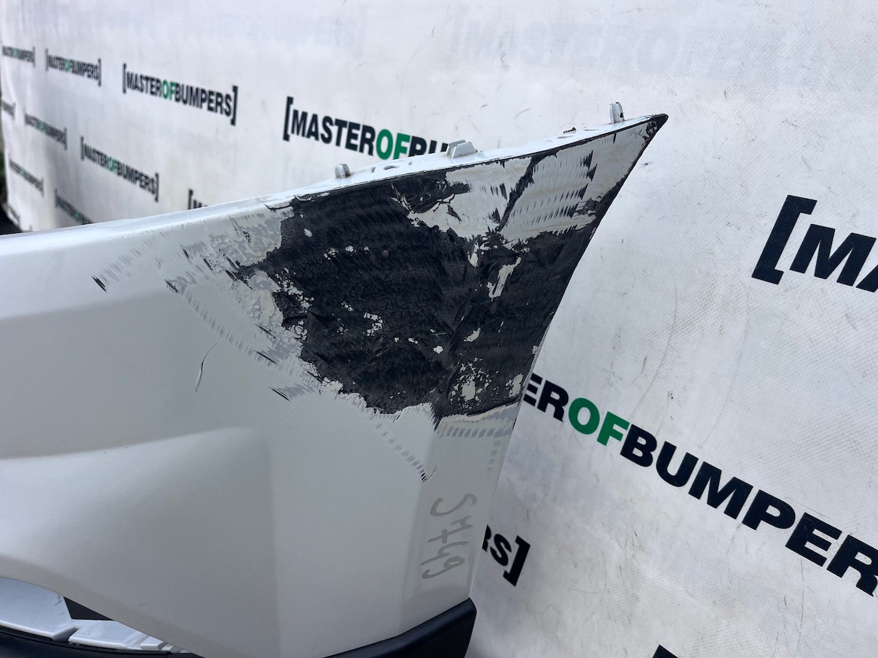 Skoda Yeti Outdoor Mk1 Lift 2014-2018 Front Bumper No Pdc Jets Genuine [s749]