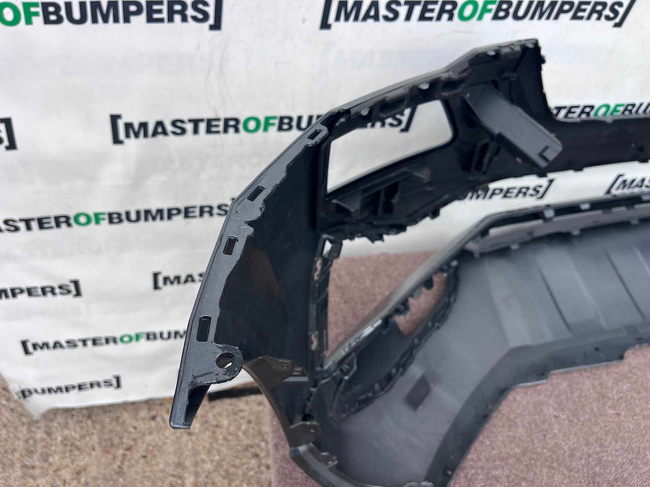 Skoda Karoq Sport Line Mk1 Lift 2022-2024 Front Bumper Jets Genuine [s751]