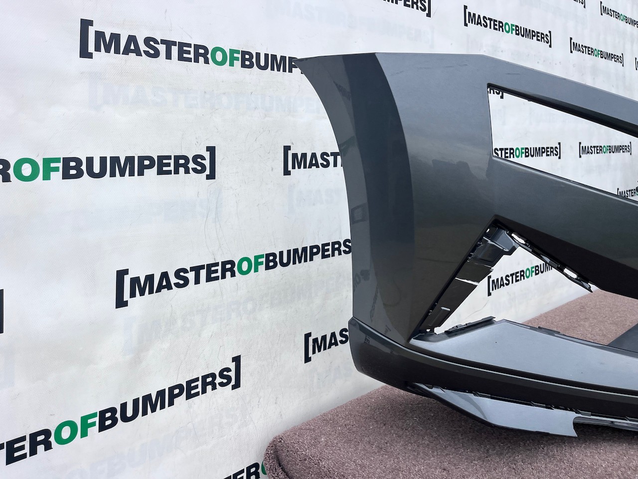 Skoda Karoq Sport Line Mk1 Lift 2022-2024 Front Bumper Jets Genuine [s751]