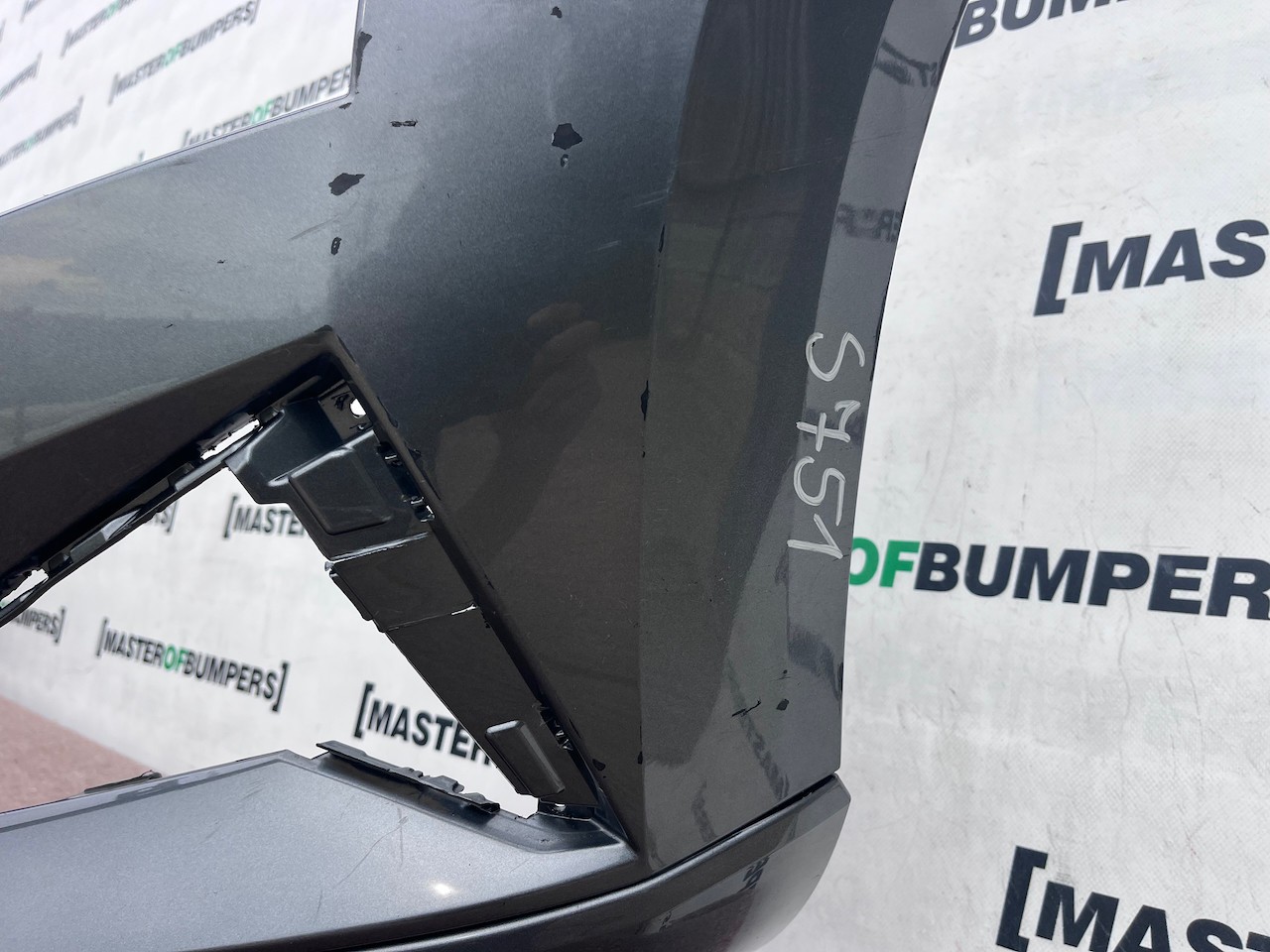 Skoda Karoq Sport Line Mk1 Lift 2022-2024 Front Bumper Jets Genuine [s751]