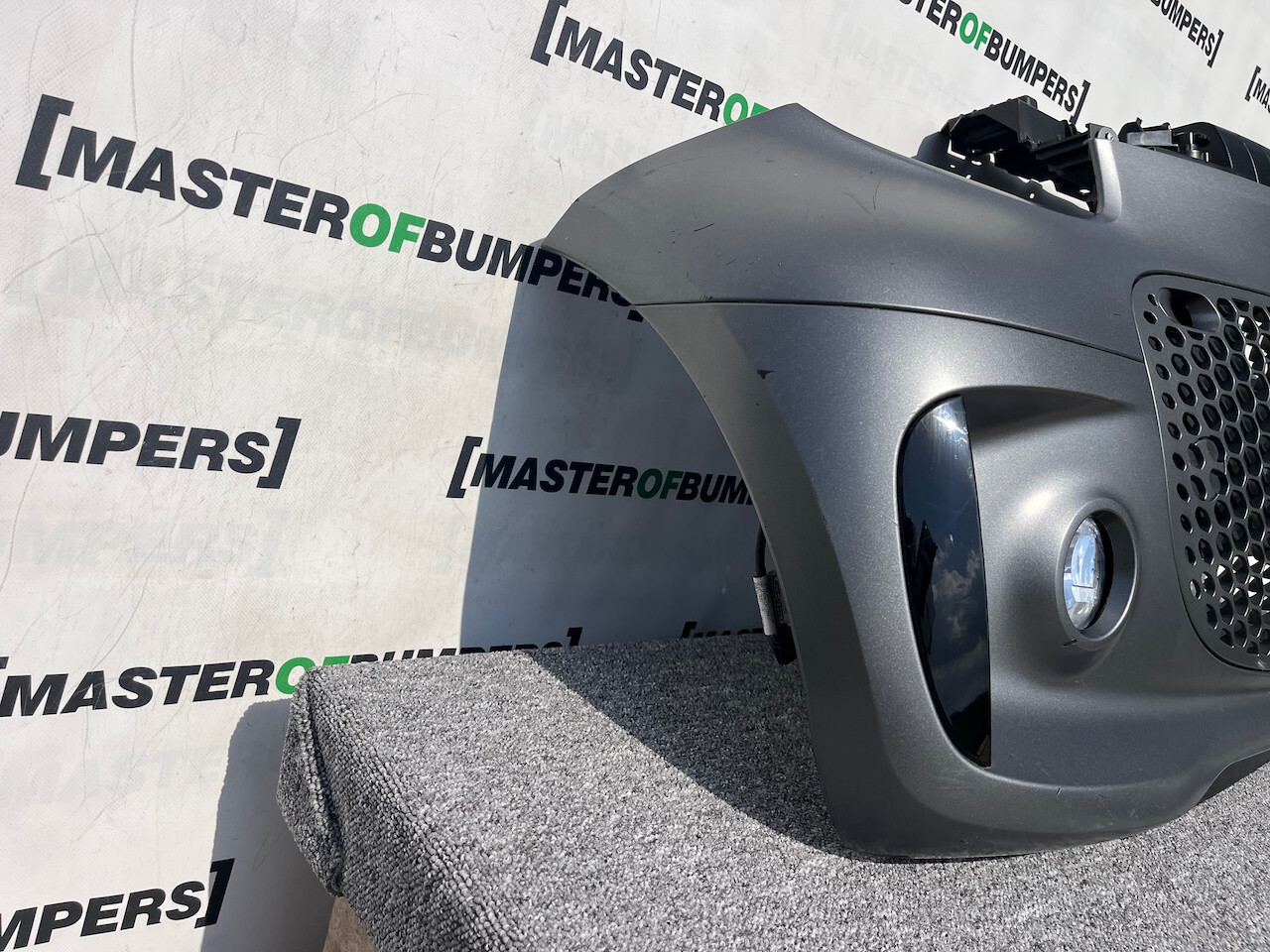 Smart Eq Fortwo Premium Pulse 2020-2025 Front Bumper + Fog Lights Genuine [e232]