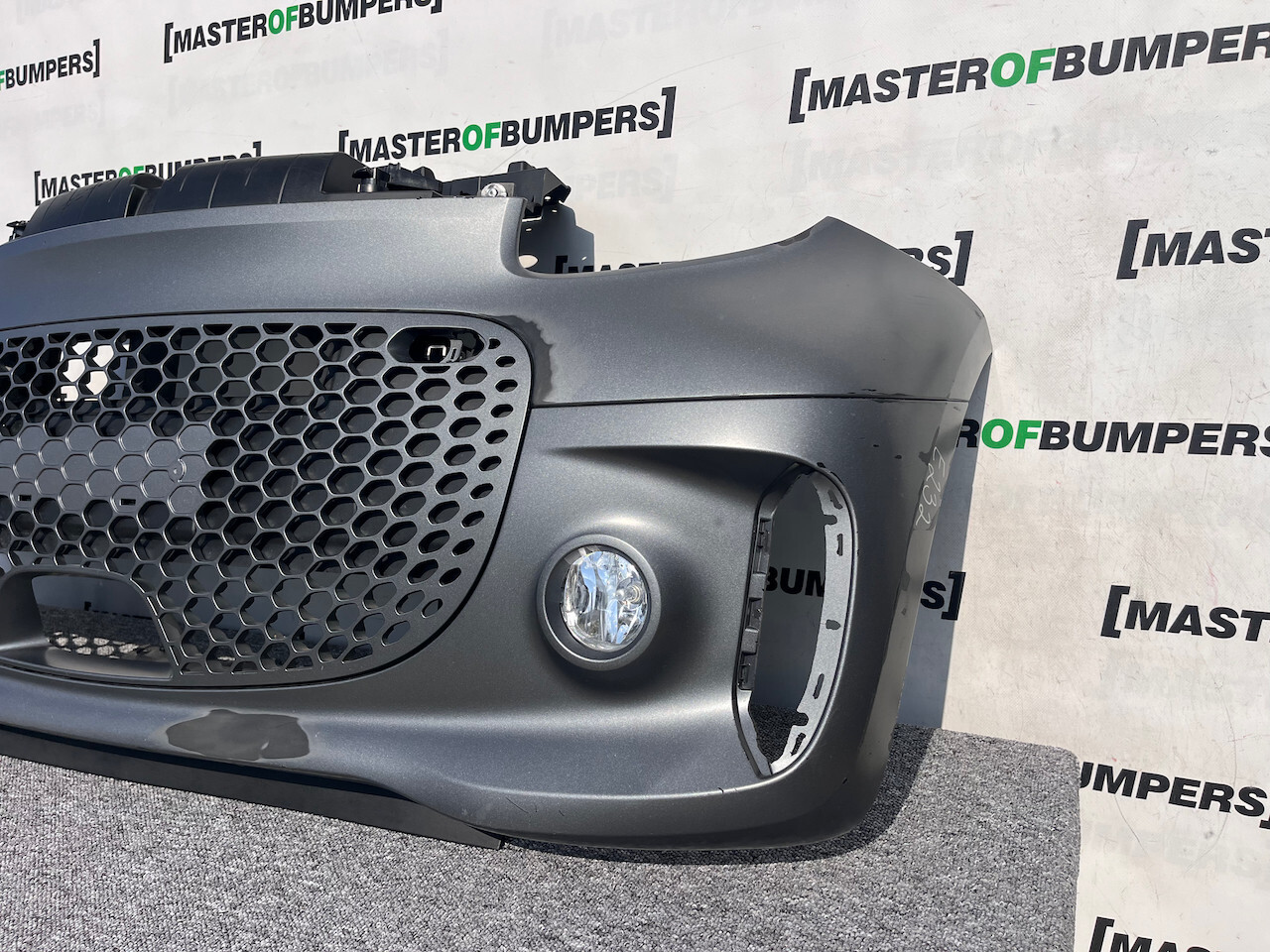 Smart Eq Fortwo Premium Pulse 2020-2025 Front Bumper + Fog Lights Genuine [e232]
