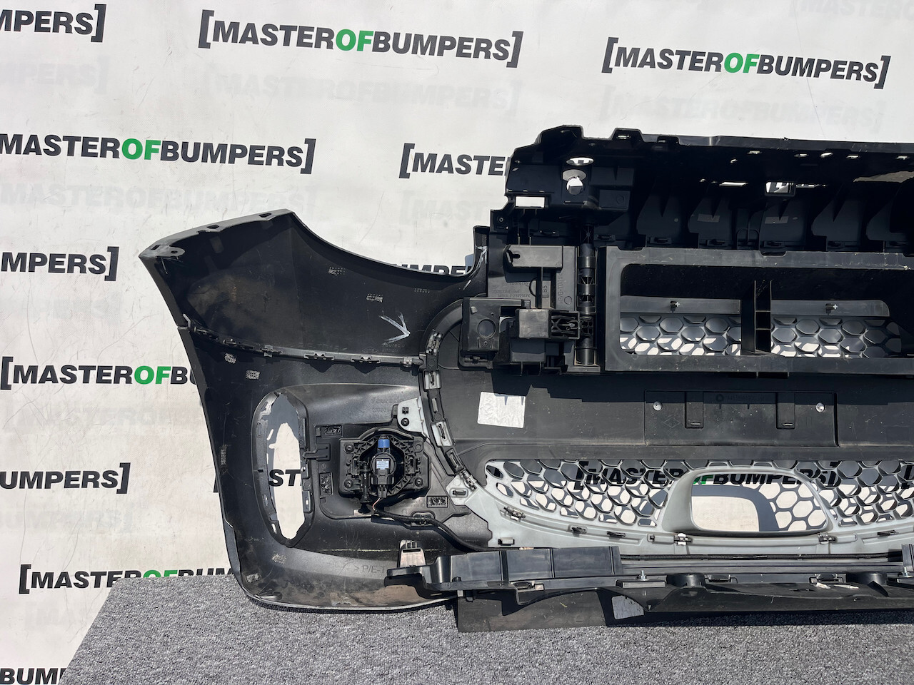 Smart Eq Fortwo Premium Pulse 2020-2025 Front Bumper + Fog Lights Genuine [e232]