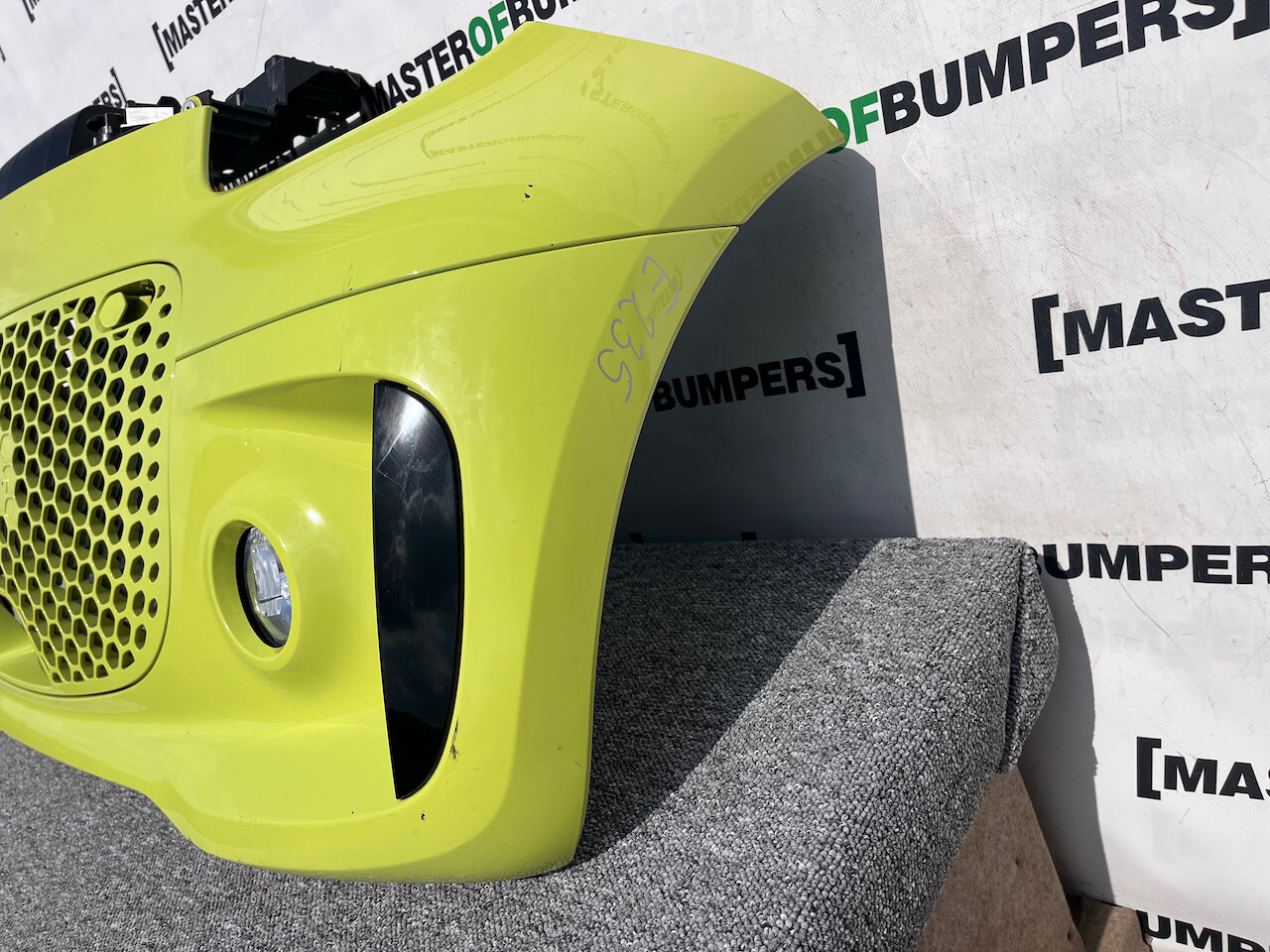 Smart Eq Fortwo Premium Pulse 2020-2025 Front Bumper + Fog Lights Genuine [e235]