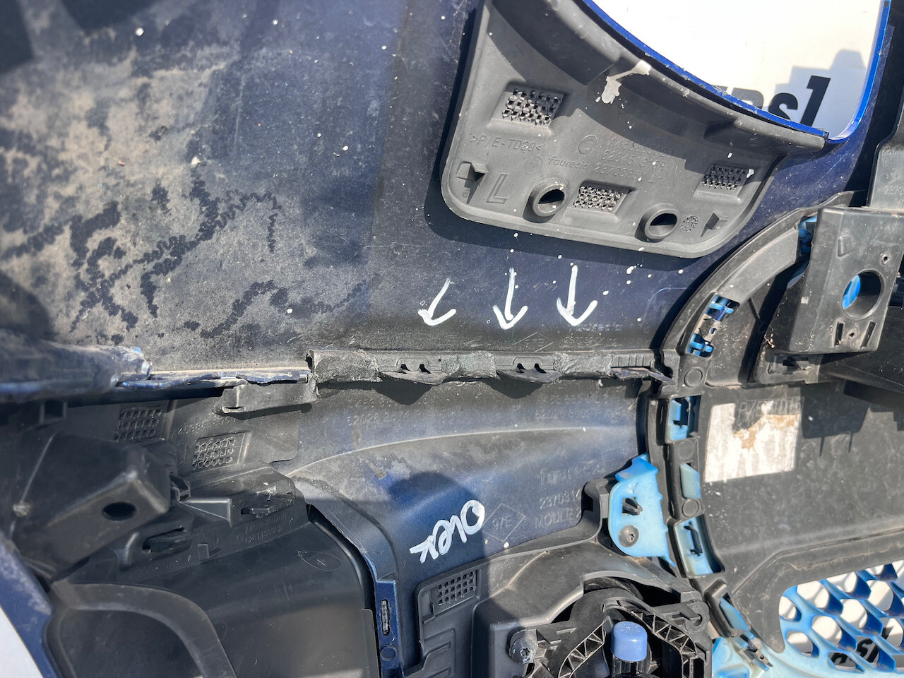 Smart Eq Fortwo Premium Pulse 2020-2025 Front Bumper + Fog Lights Genuine [e233]