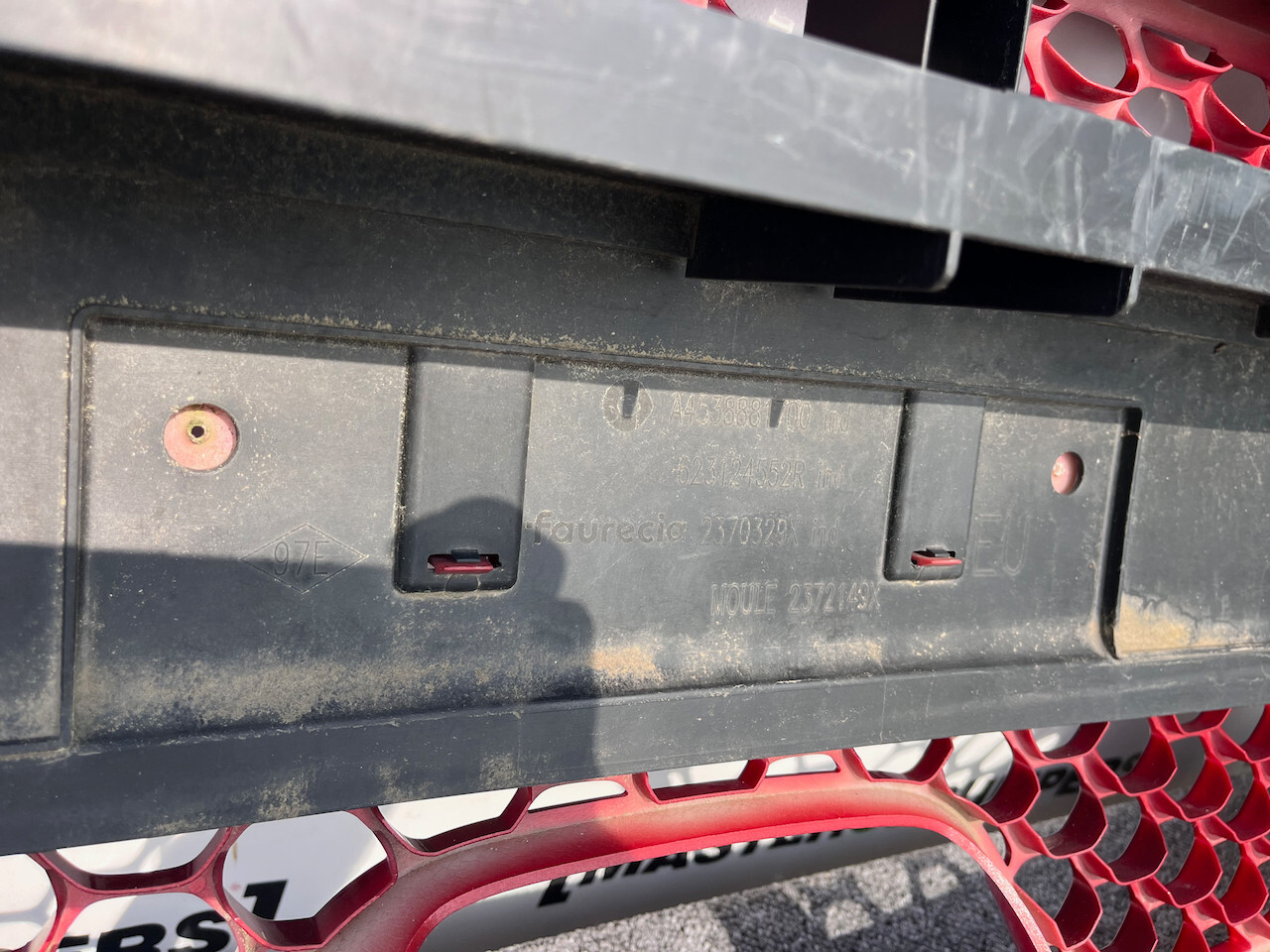 Smart Eq Fortwo Premium Pulse 2020-2025 Front Bumper + Fog Lights Genuine [e230]