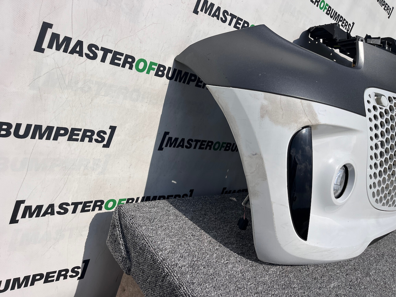 Smart Eq Fortwo Premium Pulse 2020-2025 Front Bumper + Fog Lights Genuine [e231]