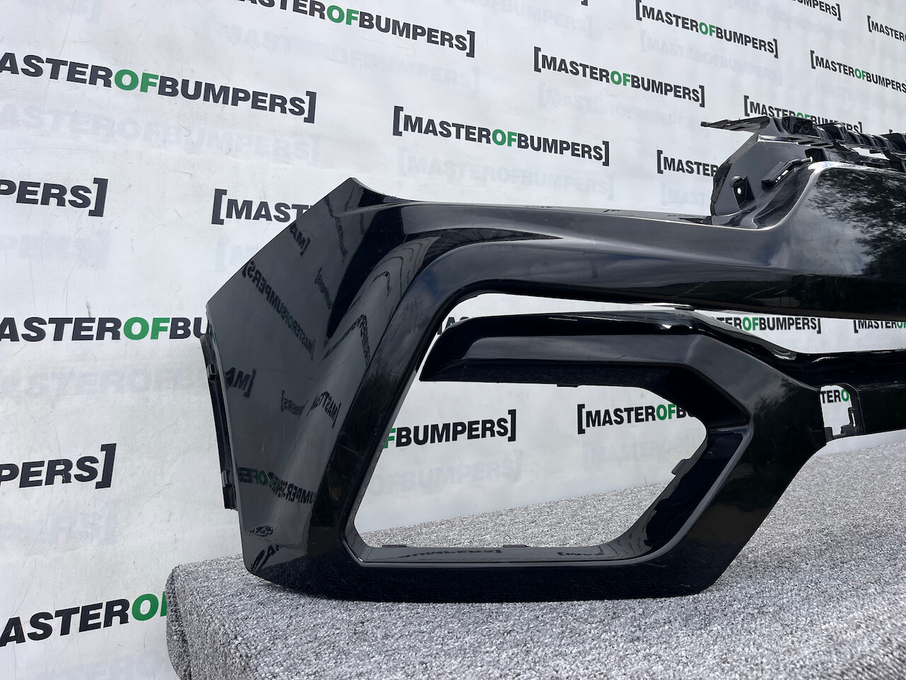 Ssangyong Tivoli Xgi Ultimate Lift 2018-2022 Front Bumper No Pdc Genuine [p460]