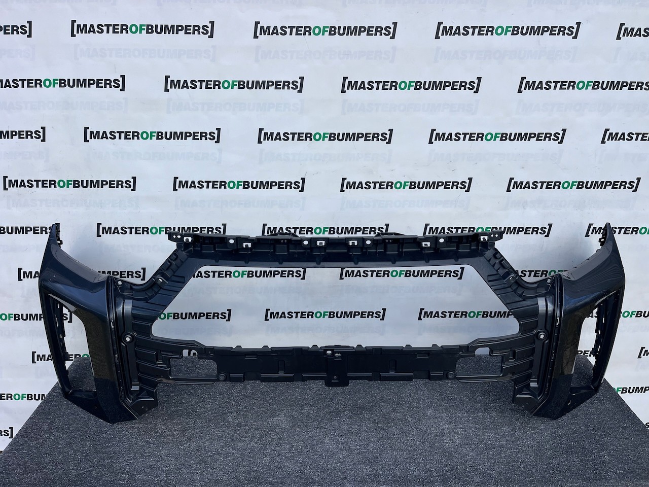 Ssangyong Musso Pick Up Saracen 2022-2025 Front Bumper 6 Pdc Genuine [p635]