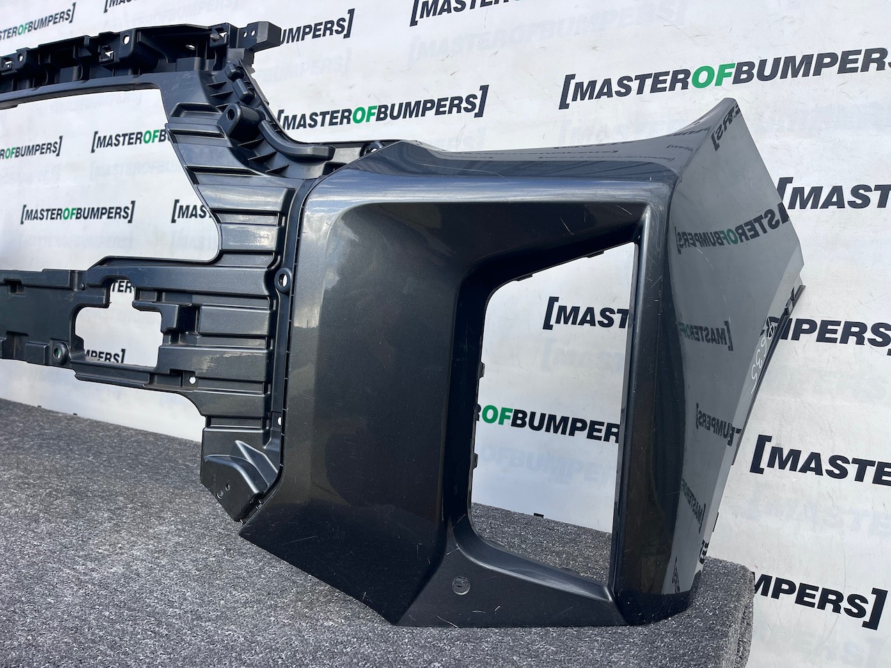 Ssangyong Musso Pick Up Saracen 2022-2025 Front Bumper 6 Pdc Genuine [p635]