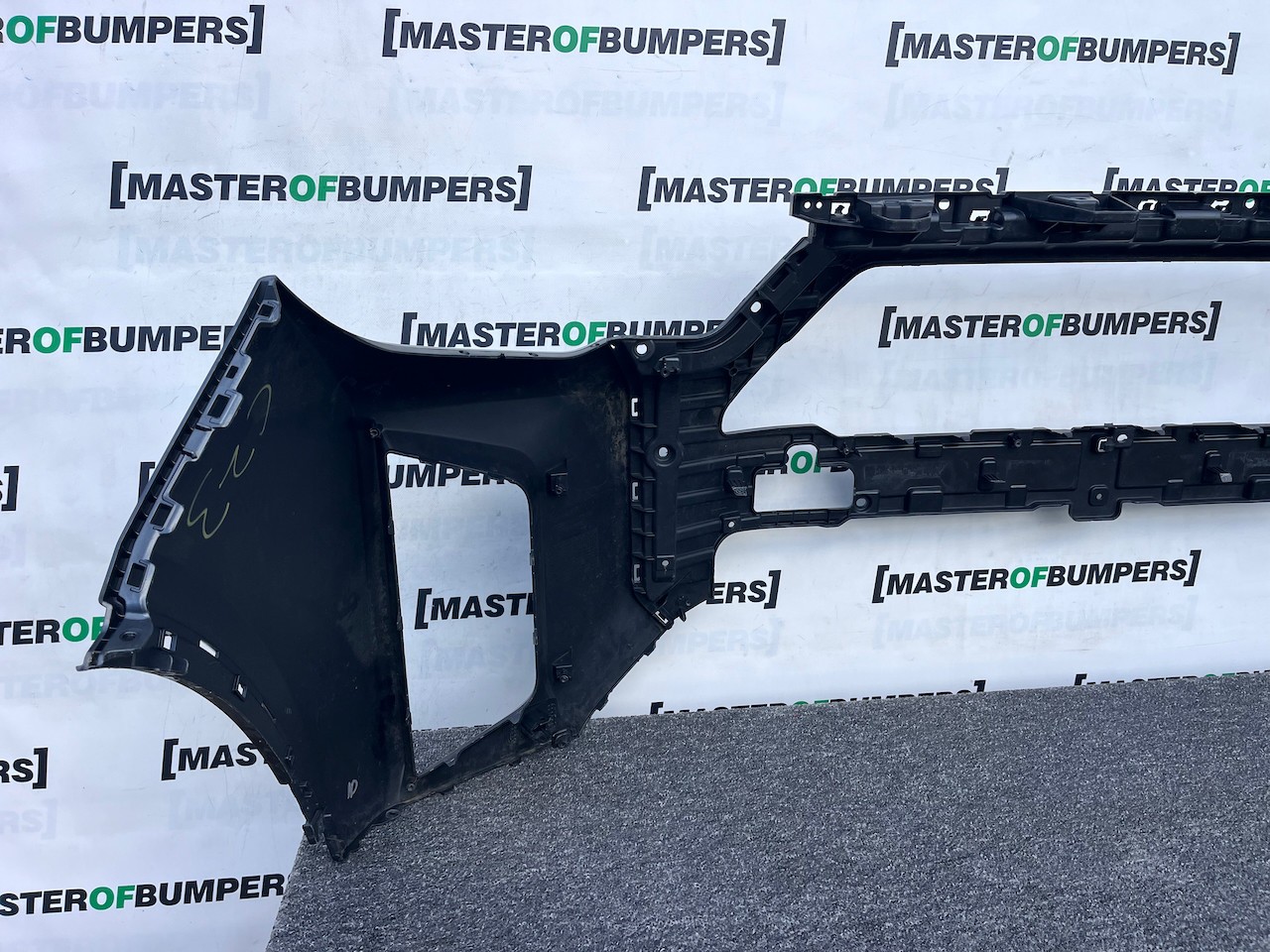 Ssangyong Musso Pick Up Saracen 2022-2025 Front Bumper 6 Pdc Genuine [p635]