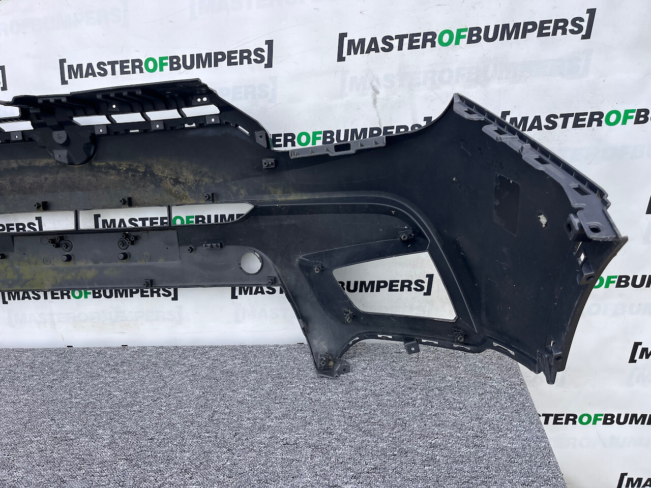 Ssangyong Tivoli Elx Ultimate 2015-2018 Front Bumper No Pdc Genuine [p458]