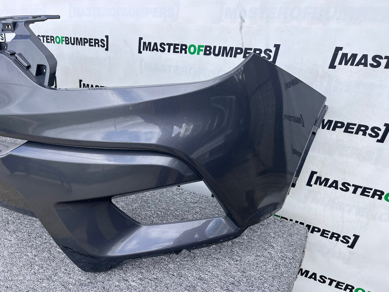 Ssangyong Tivoli Elx Ultimate 2015-2018 Front Bumper No Pdc Genuine [p458]