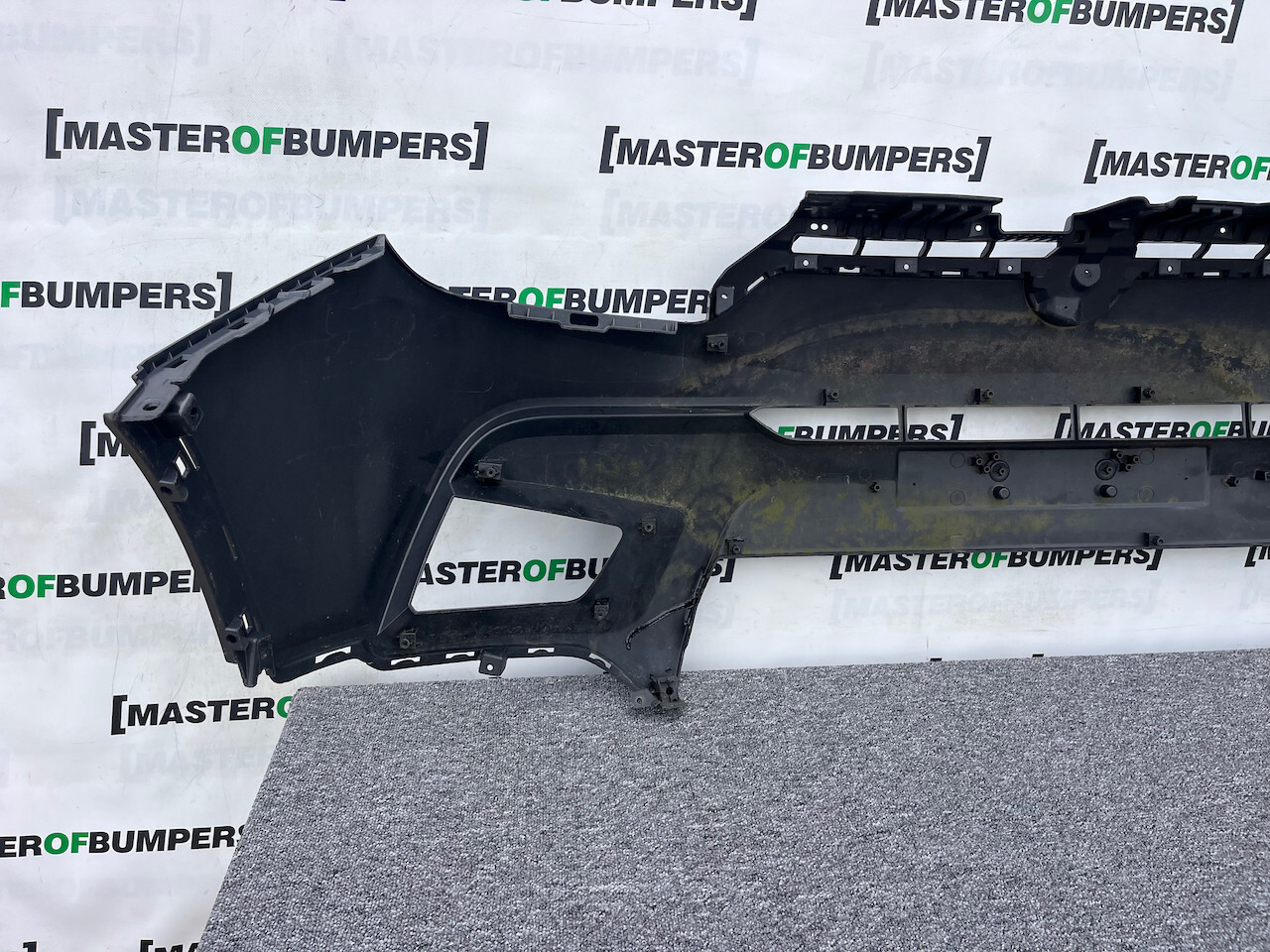 Ssangyong Tivoli Elx Ultimate 2015-2018 Front Bumper No Pdc Genuine [p458]