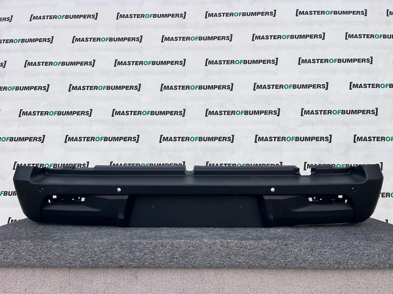 Ssangyong Musso Double Cabin Pick Up 2019-2023 Rear Bumper 4 Pdc Genuine [x73]