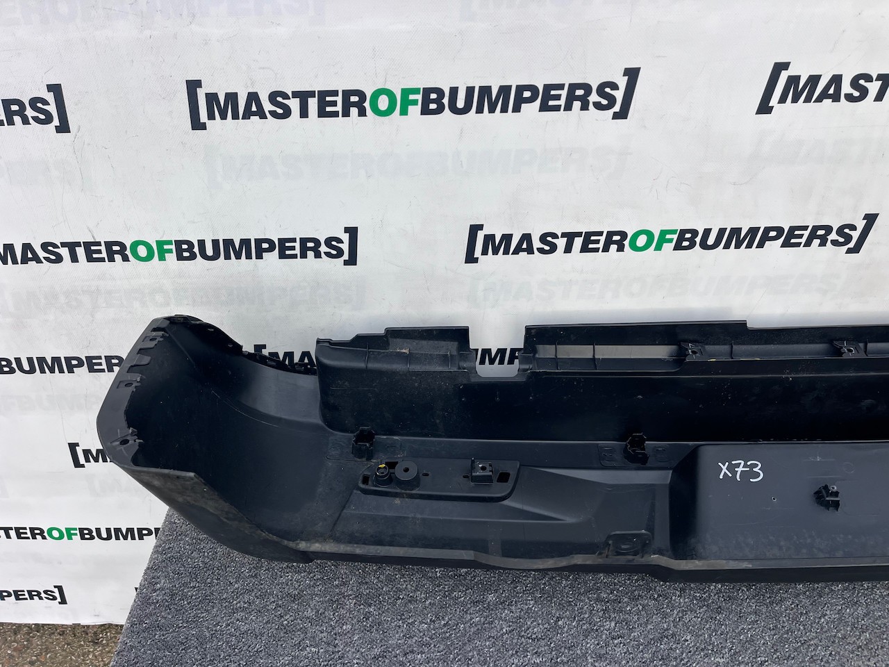 Ssangyong Musso Double Cabin Pick Up 2019-2023 Rear Bumper 4 Pdc Genuine [x73]
