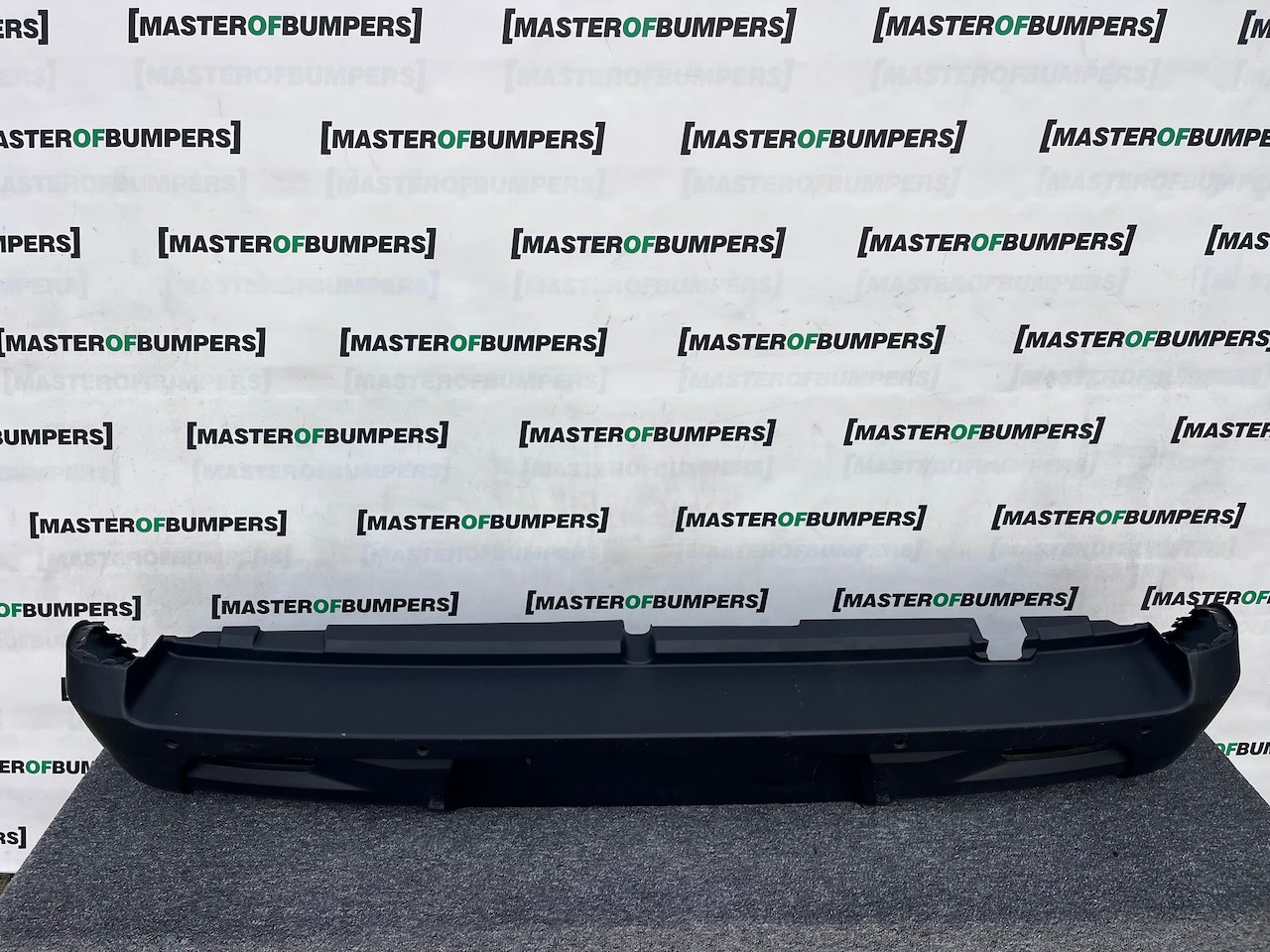 Ssangyong Musso Double Cabin Pick Up 2019-2023 Rear Bumper 4 Pdc Genuine [x73]