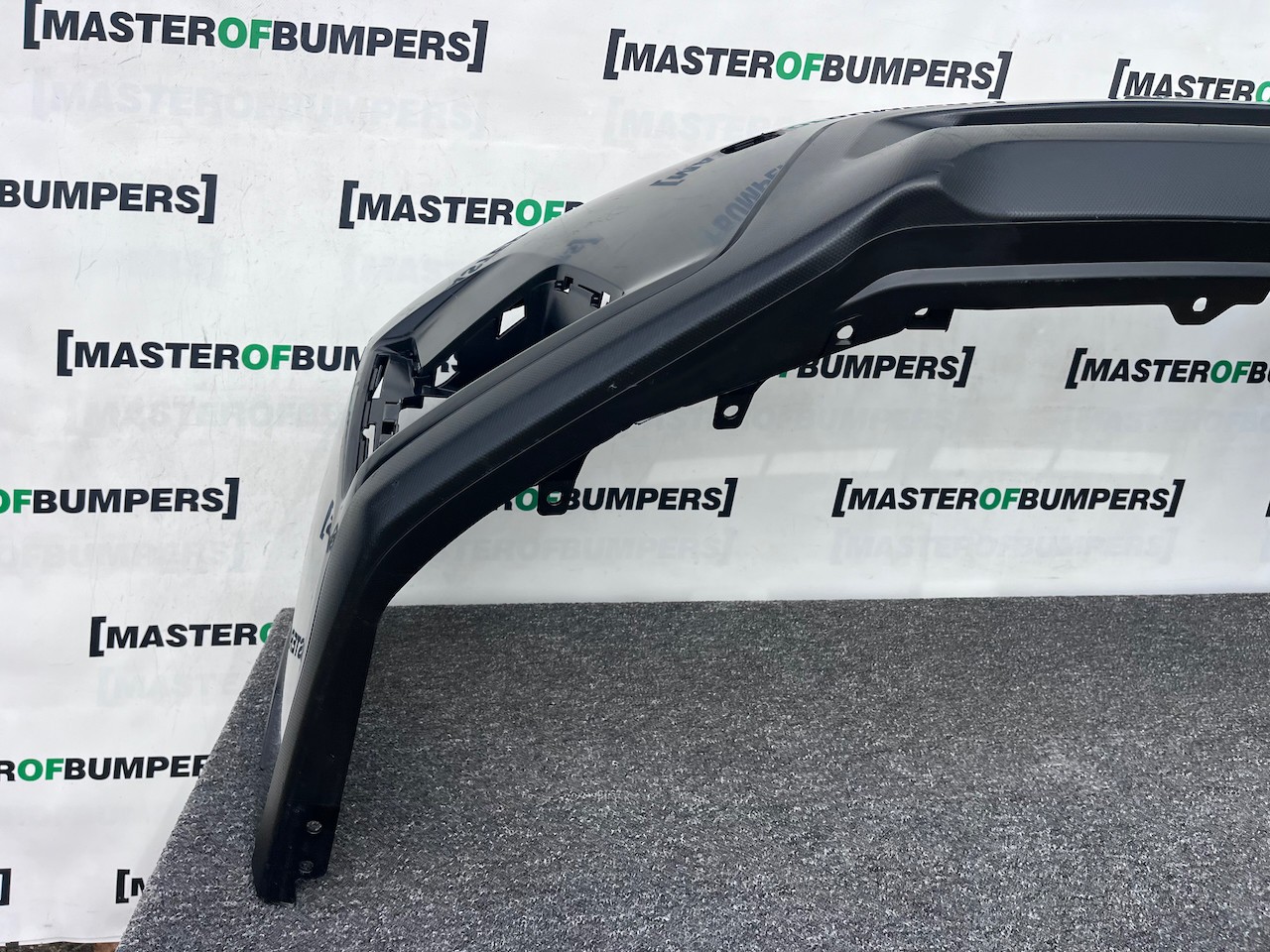 Subaru Xv Se Premium Mk1 Lift Crosstrek 2017-2020 Front Bumper Genuine [p656]