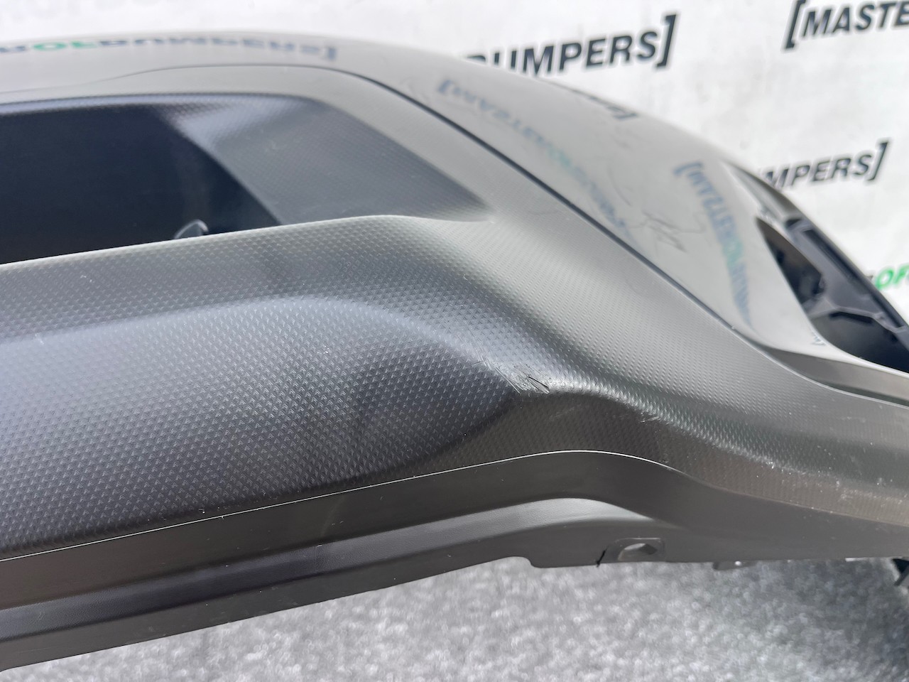 Subaru Xv Se Premium Mk1 Lift Crosstrek 2017-2020 Front Bumper Genuine [p656]