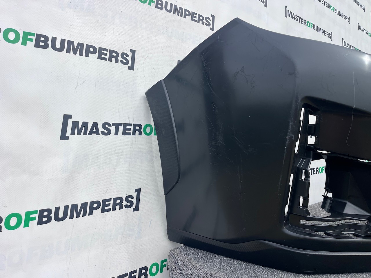 Subaru Xv Se Premium Mk1 Lift Crosstrek 2017-2020 Front Bumper Genuine [p656]