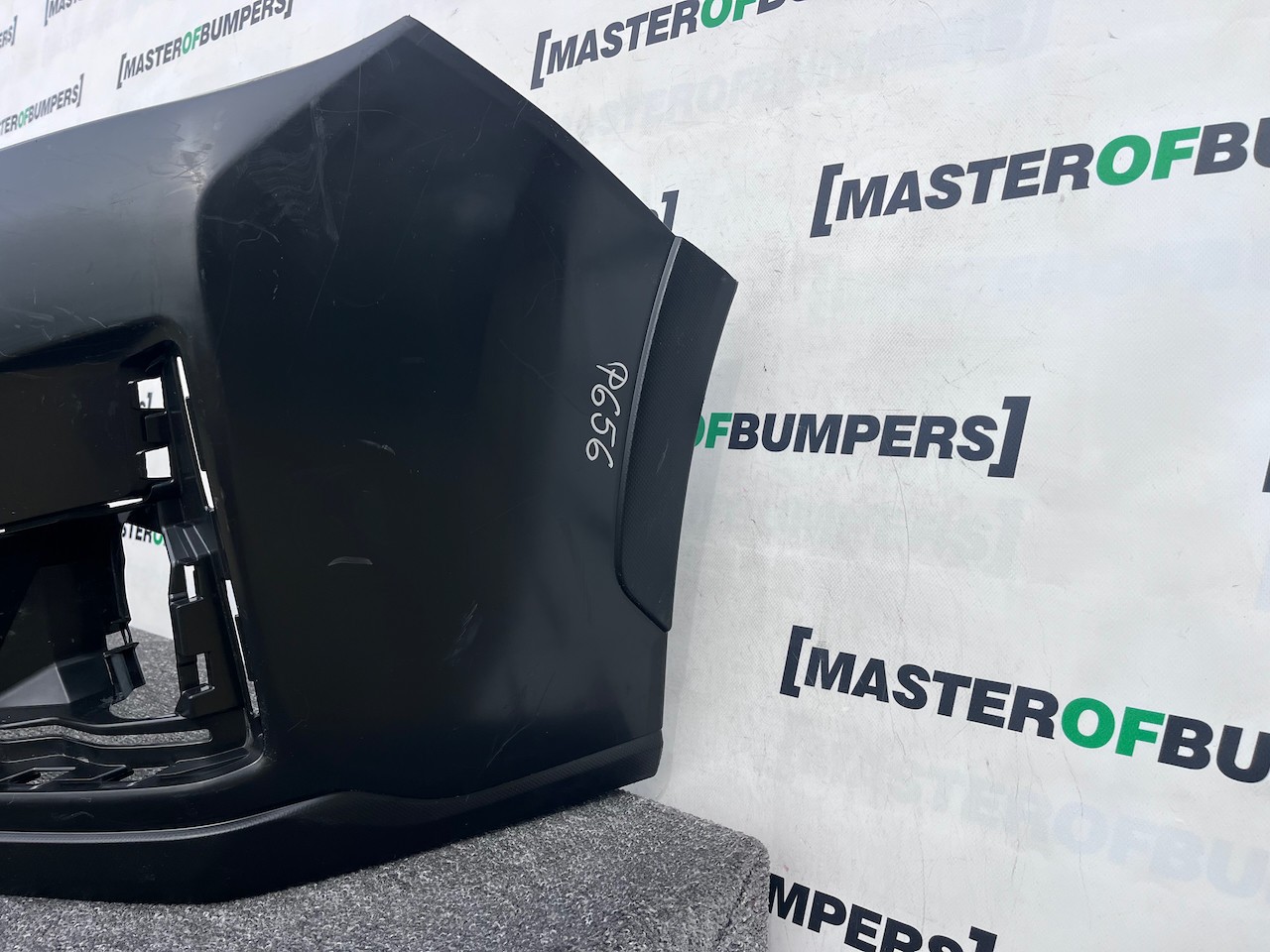 Subaru Xv Se Premium Mk1 Lift Crosstrek 2017-2020 Front Bumper Genuine [p656]