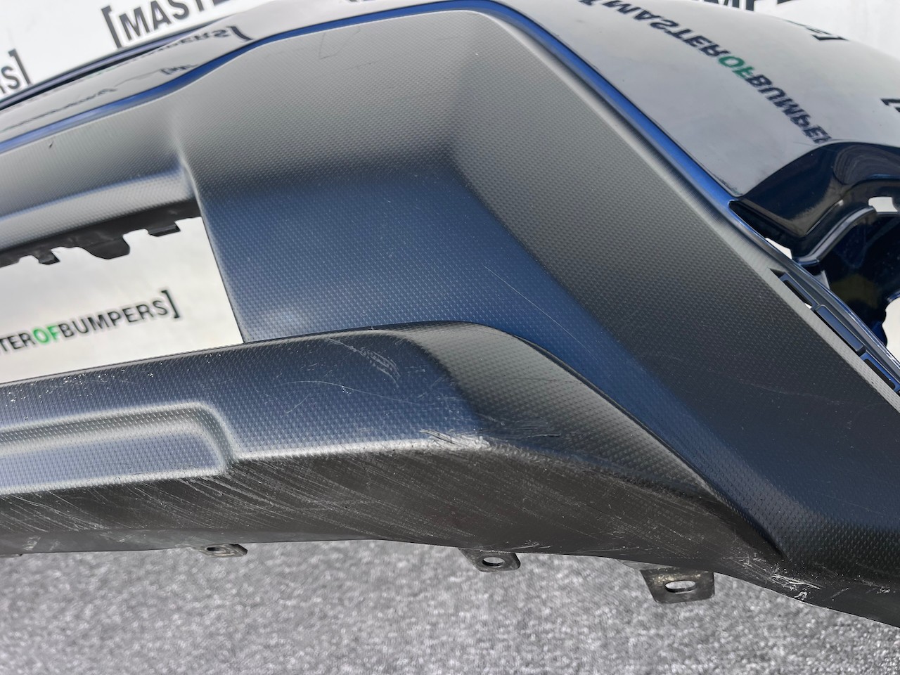 Subaru Xv Se Premium E-boxer Mk2 Lift 2021-2024 Front Bumper Genuine [p640]