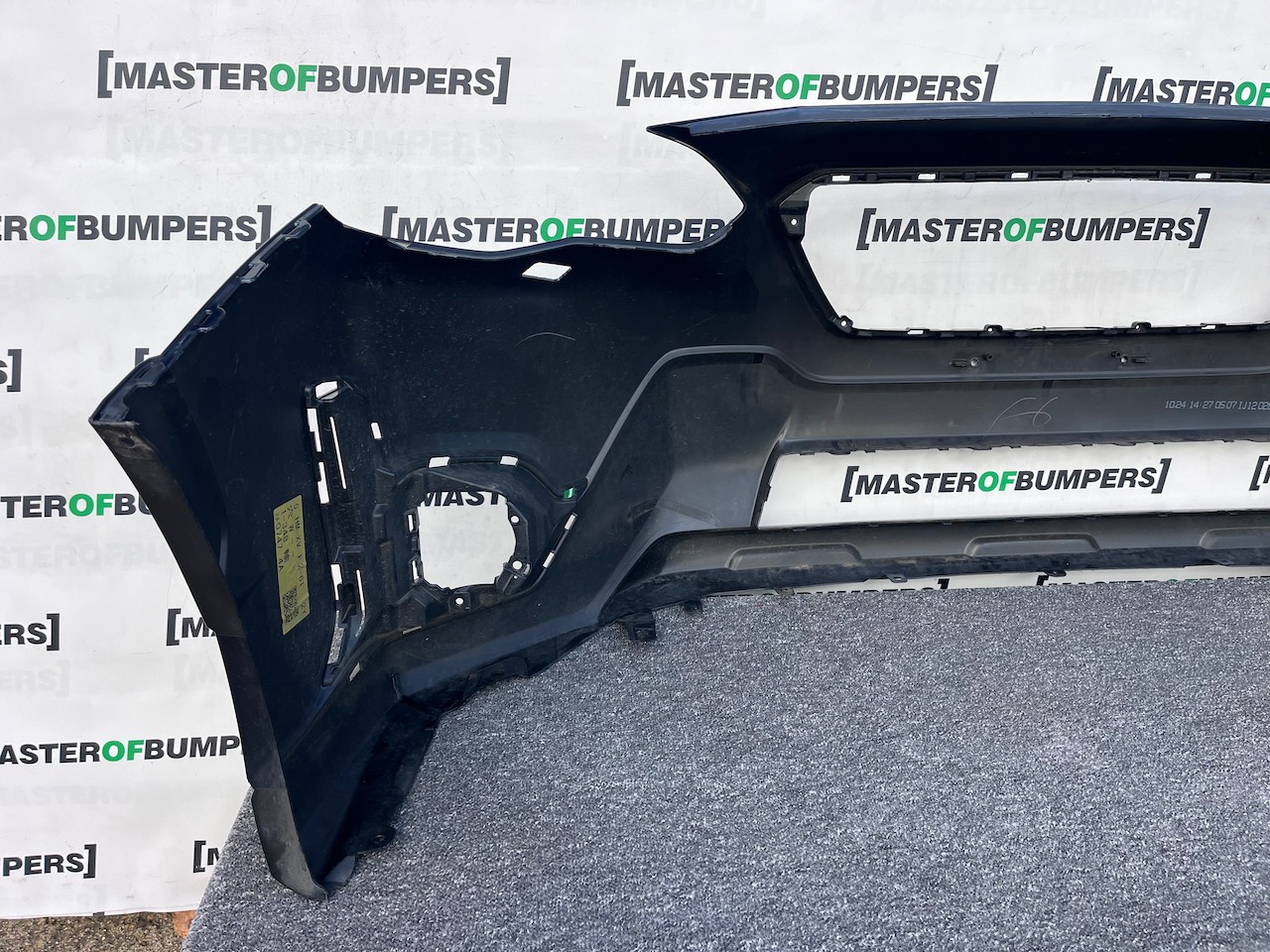 Subaru Xv Se Premium E-boxer Mk2 Lift 2021-2024 Front Bumper Genuine [p640]