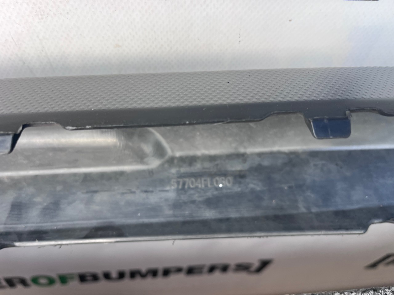 Subaru Xv Se Premium E-boxer Mk2 Lift 2021-2024 Front Bumper Genuine [p640]