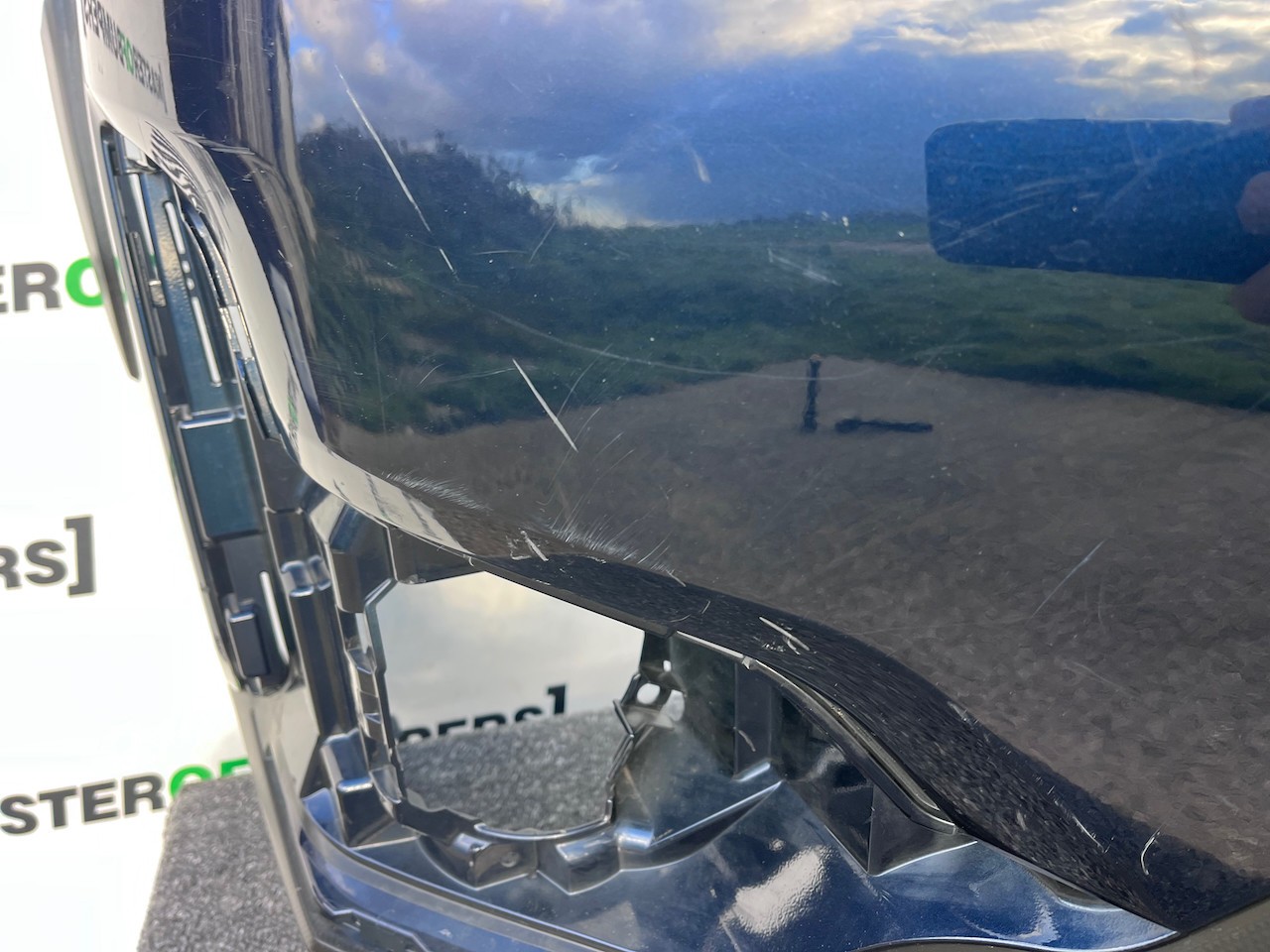 Subaru Xv Se Premium E-boxer Mk2 Lift 2021-2024 Front Bumper Genuine [p640]