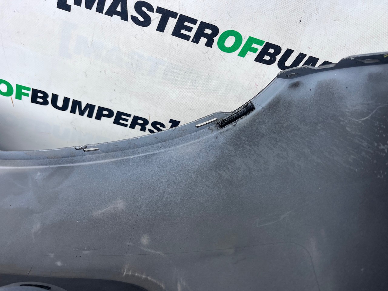 Suzuki Ignis Mhev Sz-t Mk2 Hatchback 1.2 2017-2020 Front Bumper Genuine [j245]