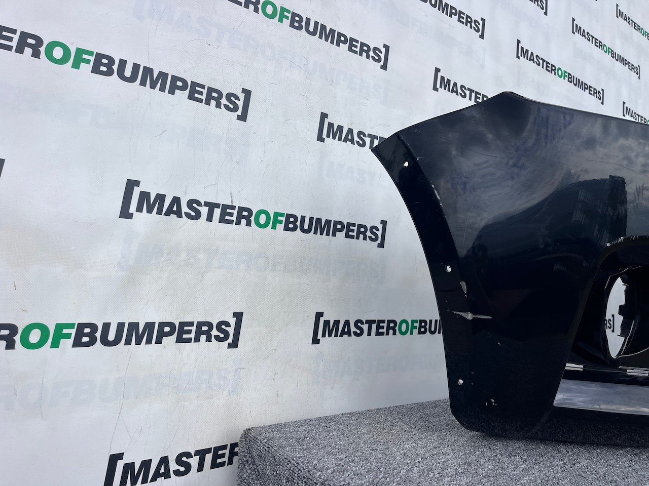 Suzuki Ignis Mhev Sz-t Mk2 Hatchback 1.2 2017-2020 Front Bumper Genuine [j245]