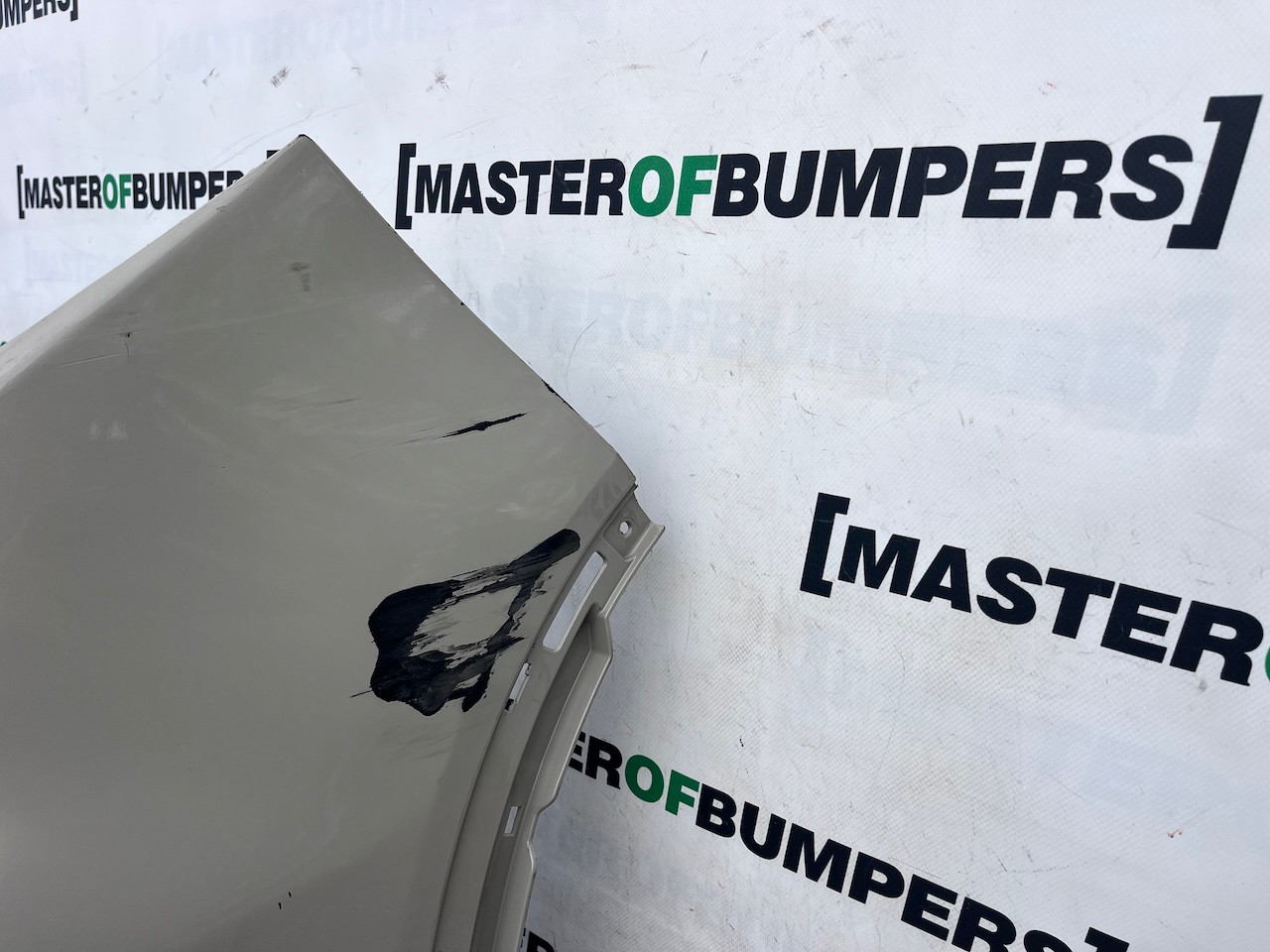 Suzuki Vitara Allgrip Mk4 Hatchback 2015-2018 Front Bumper No Pdc Genuine [j254]