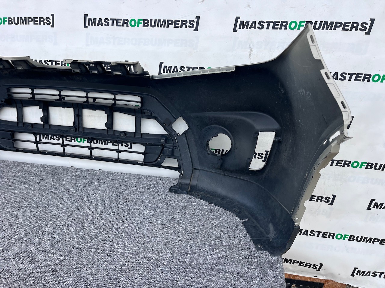 Suzuki Vitara Allgrip Mk4 Hatchback 2015-2018 Front Bumper No Pdc Genuine [j254]