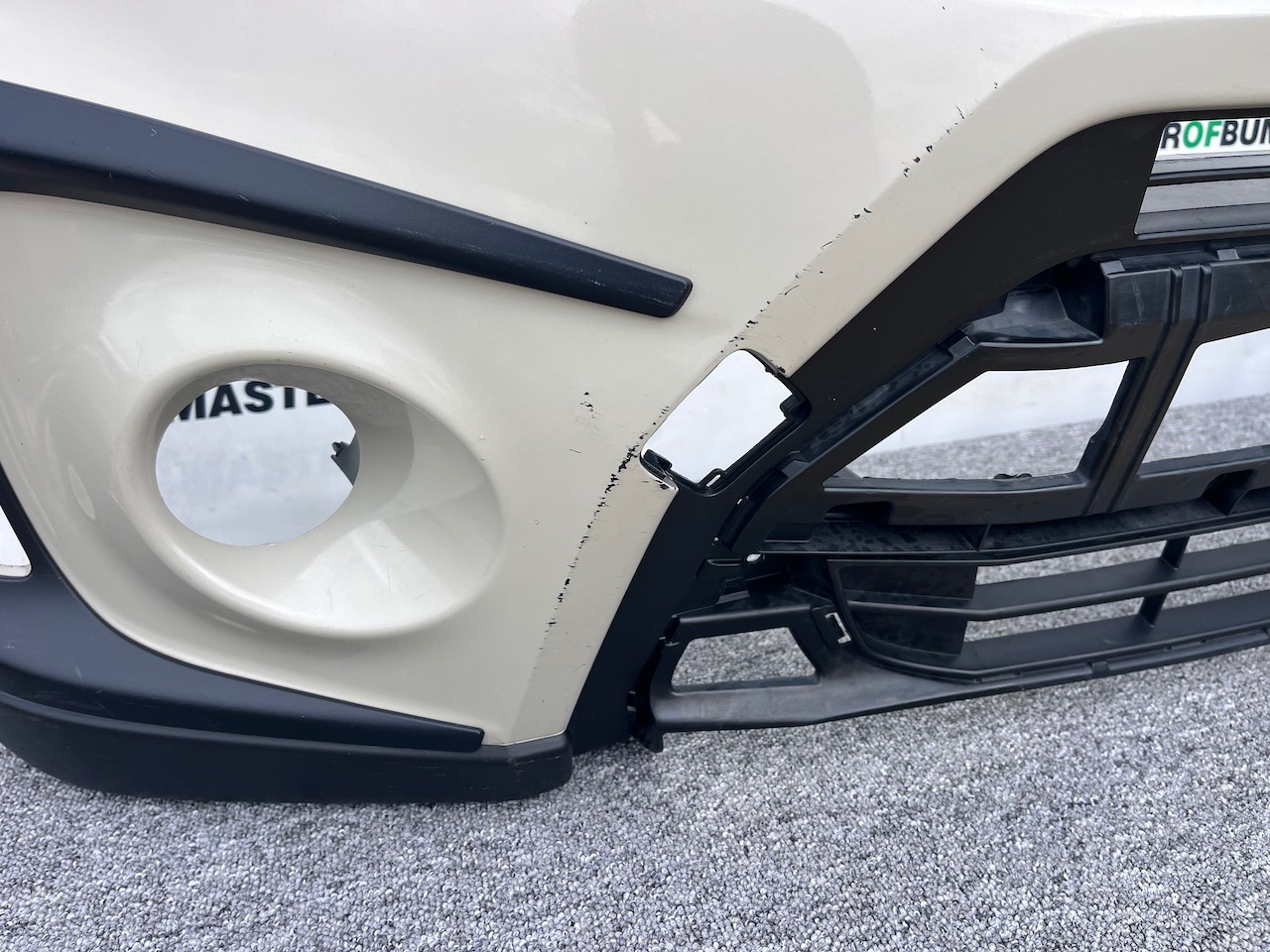 Suzuki Vitara Allgrip Mk4 Hatchback 2015-2018 Front Bumper No Pdc Genuine [j254]